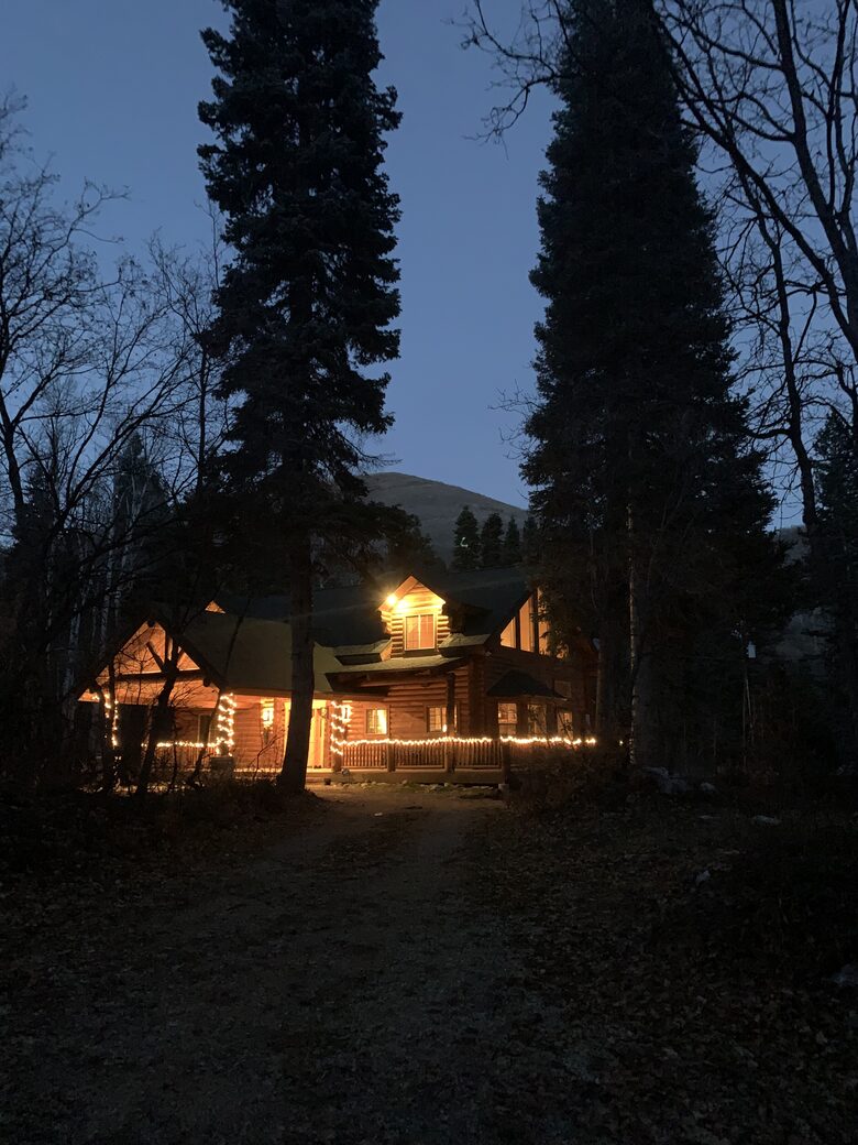 Secluded Log Cabin at Snake Creek - Midway, Utah