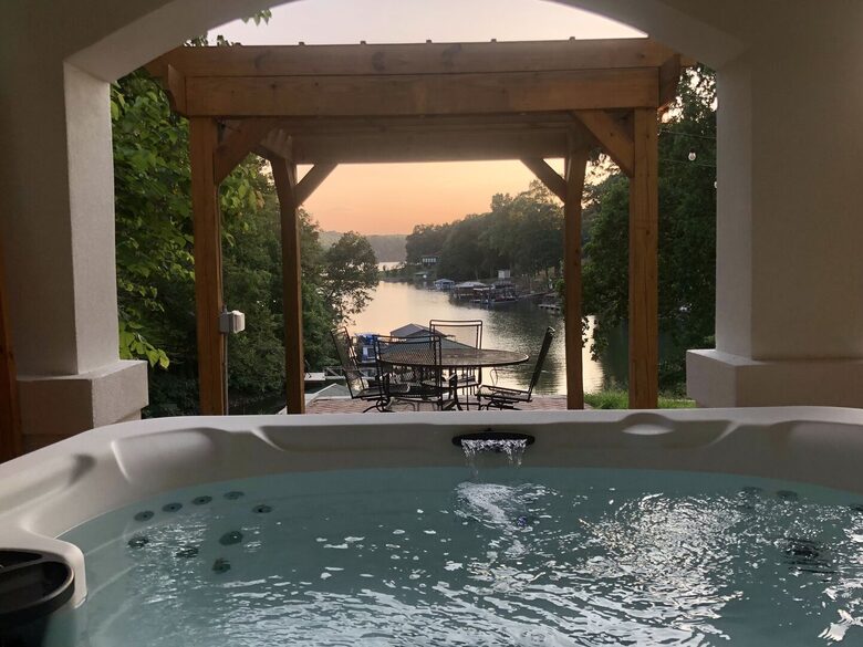 Hummingbird Home - Statesville, North Carolina