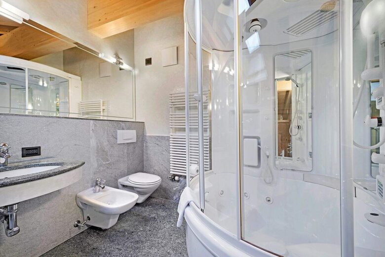 Champfèr "Loga Elegance" | 4 Bedrooms Penthouse - Champfèr, St Moritz, Switzerland