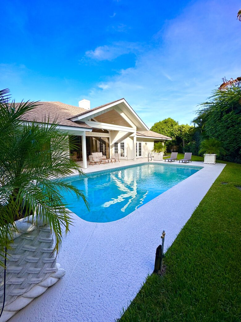 Upscale Jupiter Home - Jupiter, Florida