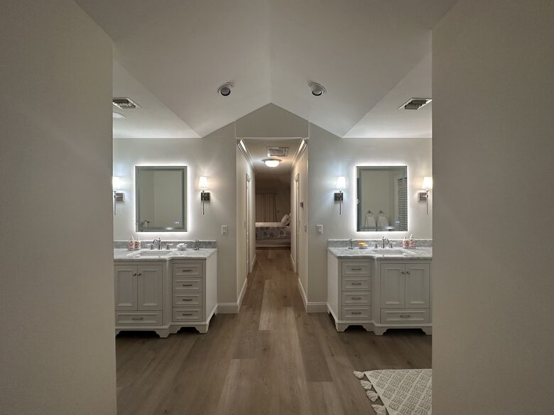 Upscale Jupiter Home - Jupiter, Florida