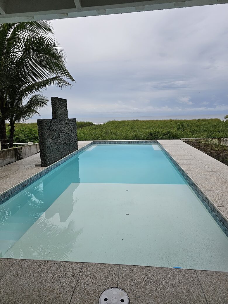 Waters Edge - Alanje, Panama