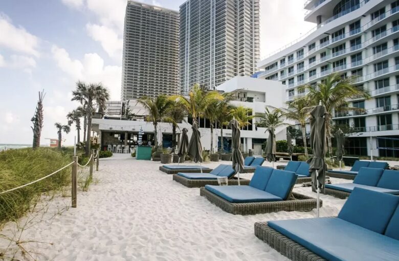 Bergamot & Sunshine - Hollywood, Florida