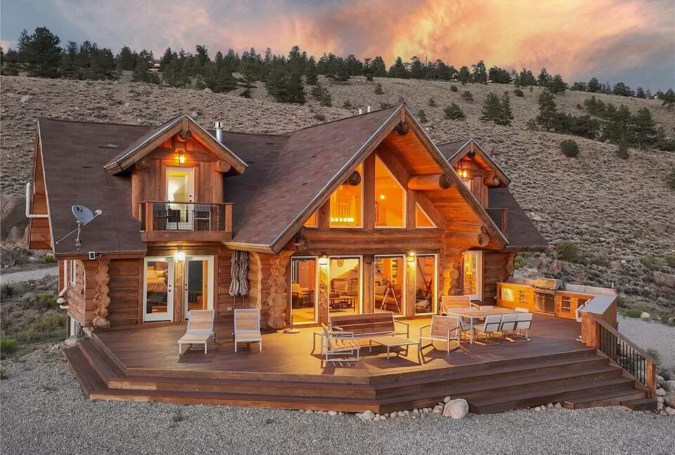 Big Mack | Luxury Twin Lakes Cabin - Twin Lakes, Colorado