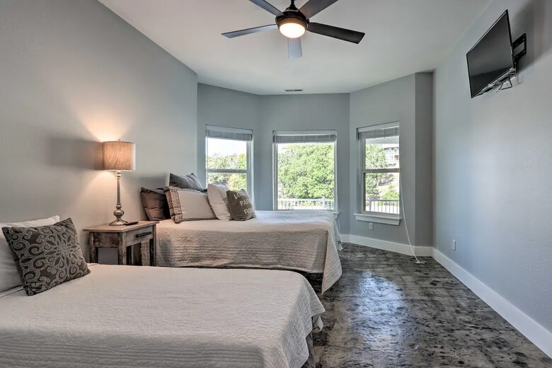 Luxe Osage Beach Lake House w/ Dock & Fire Pit - Osage Beach, Missouri