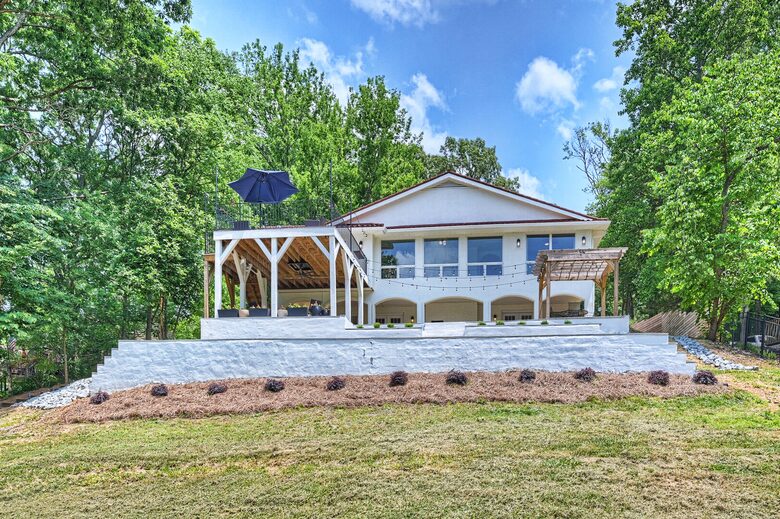 Hummingbird Home - Statesville, North Carolina