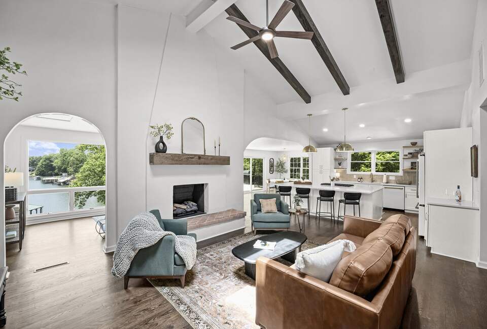 Hummingbird Home - Statesville, North Carolina