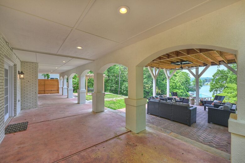 Hummingbird Home - Statesville, North Carolina