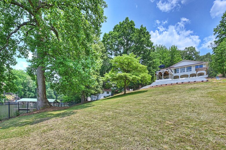 Hummingbird Home - Statesville, North Carolina