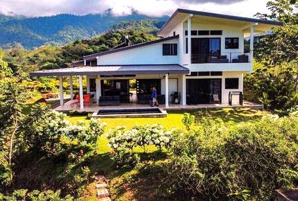 Casa Cascada Panoramic Views and Expansive kitchen - Ojochal, Costa Rica