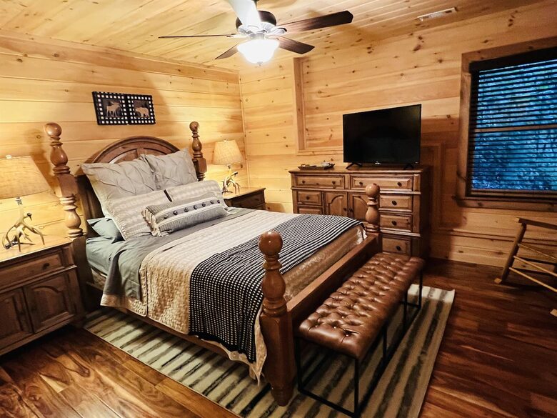 Tupelo Honey - Blue Ridge, Georgia