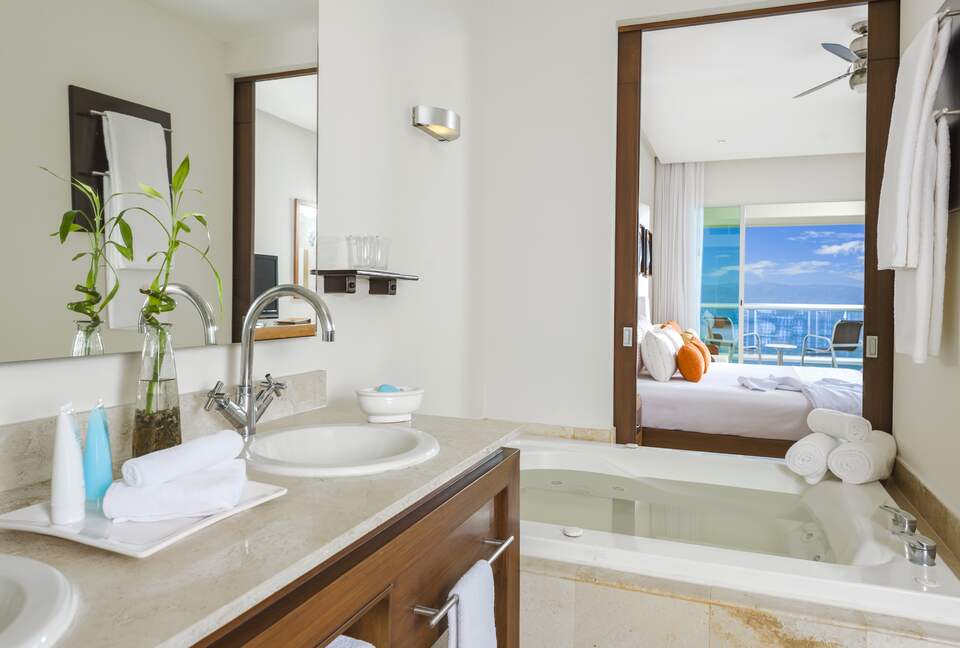 Vidanta Nuevo Vallarta - Grand Mayan Master Room - Nuevo Vallarta, Mexico