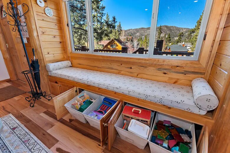 Sky Pine Retreat - Big Bear Lake, California