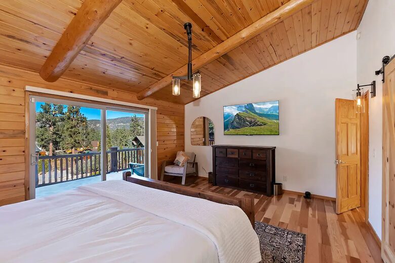 Sky Pine Retreat - Big Bear Lake, California