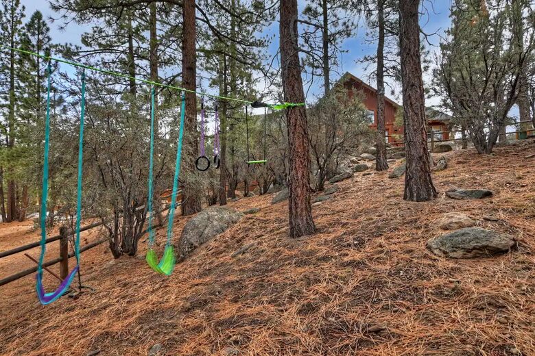 Sky Pine Retreat - Big Bear Lake, California