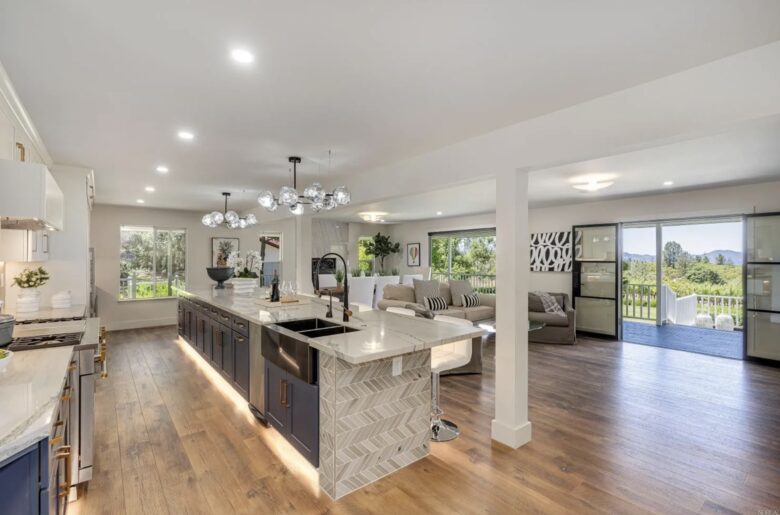Napa Valley Vineyard Retreat - Angwin, California