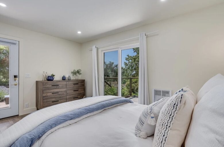 Napa Valley Vineyard Retreat - Angwin, California