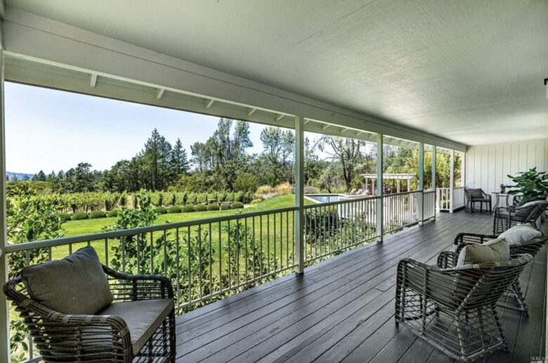 Napa Valley Vineyard Retreat - Angwin, California