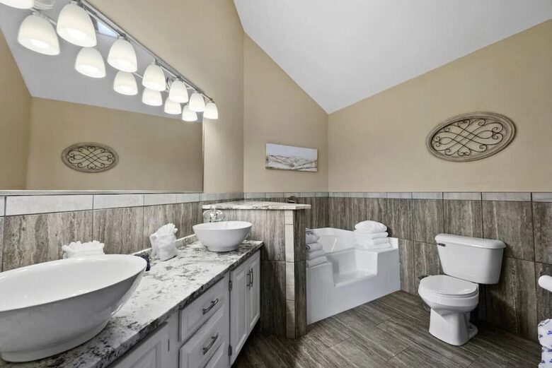 Crestview Estate | 5 acre luxury estate in Smoky Mountains - Pigeon Forge, Tennessee
