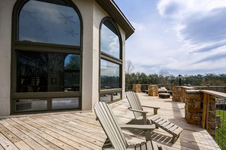 Crestview Estate | 5 acre luxury estate in Smoky Mountains - Pigeon Forge, Tennessee