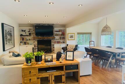Wakefield Retreat - Alcove, Canada