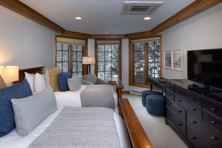 Three Bedroom Slopeside Gravity Haus Vail - Vail, Colorado