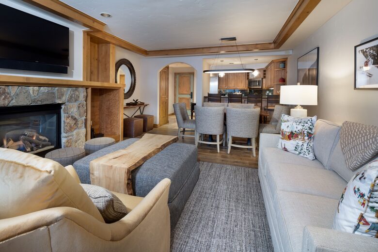 Three Bedroom Slopeside Gravity Haus Vail - Vail, Colorado