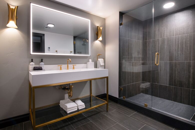 10th Mountain Suite at Gravity Haus Vail - Vail, Colorado