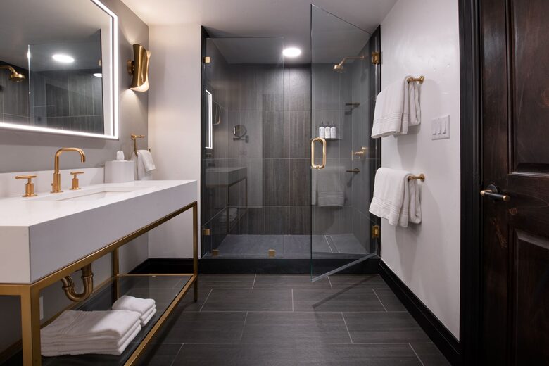 10th Mountain Suite at Gravity Haus Vail - Vail, Colorado