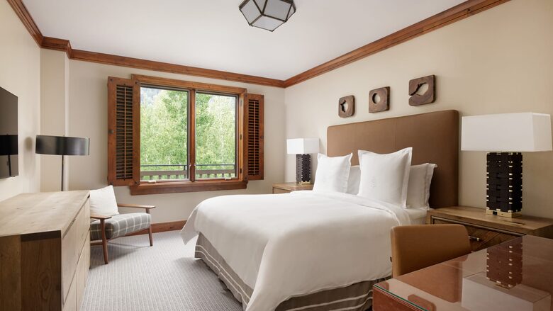 Four Seasons Jackson Hole - Three-Bedroom Resort Residence - Jackson Hole, Wyoming