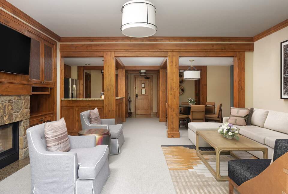 Four Seasons Jackson Hole - Three-Bedroom Resort Residence - Jackson Hole, Wyoming