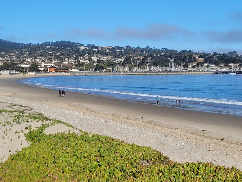 Del Monte Beach Townhome - Monterey, California