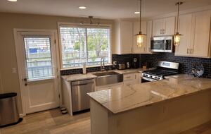 Del Monte Beach Townhome - Monterey, California