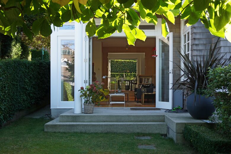 Idyllic Vancouver Retreat - Vancouver, Canada