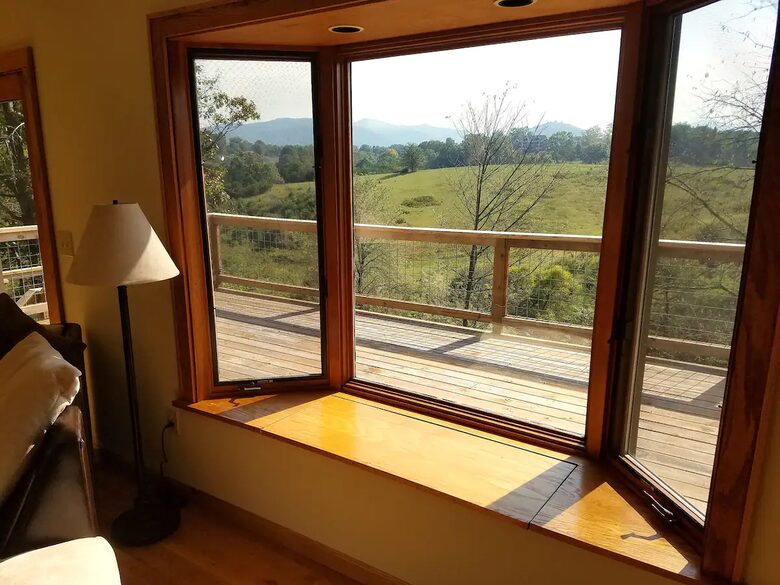 Weaverville farmhouse | 12 Minutes to Downtown Asheville - Weaverville, North Carolina