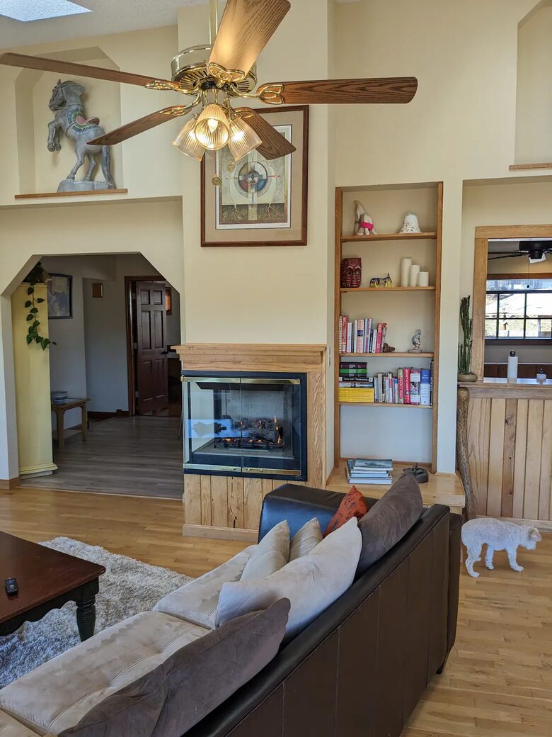 Weaverville farmhouse | 12 Minutes to Downtown Asheville - Weaverville, North Carolina