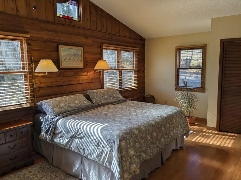 Weaverville farmhouse | 12 Minutes to Downtown Asheville - Weaverville, North Carolina