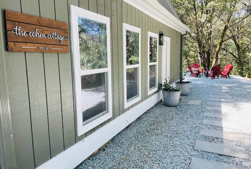 The Cohen Cottage - Plymouth, California