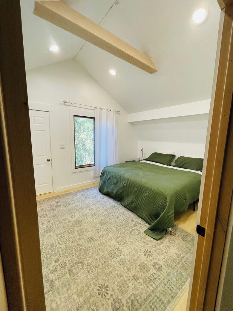 The Cohen Cottage - Plymouth, California