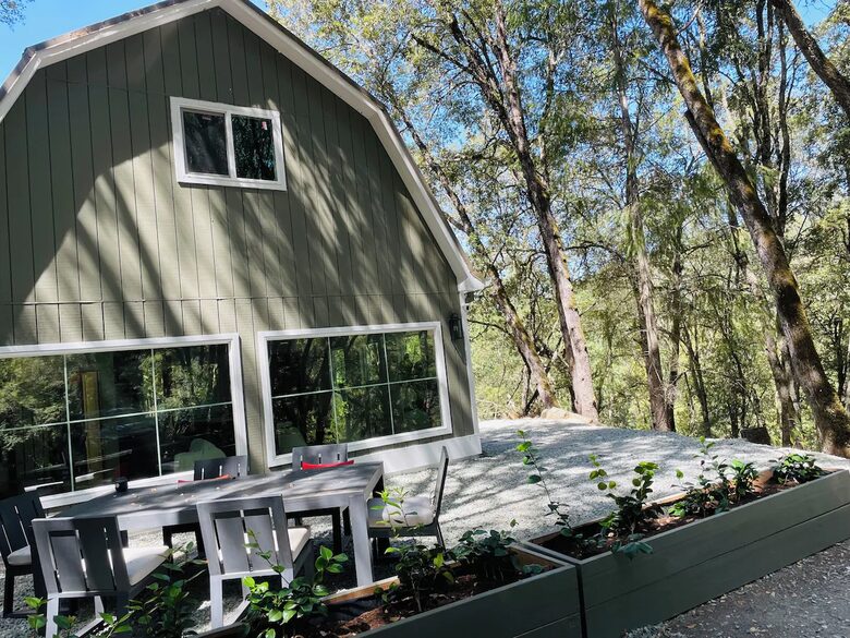 The Cohen Cottage - Plymouth, California