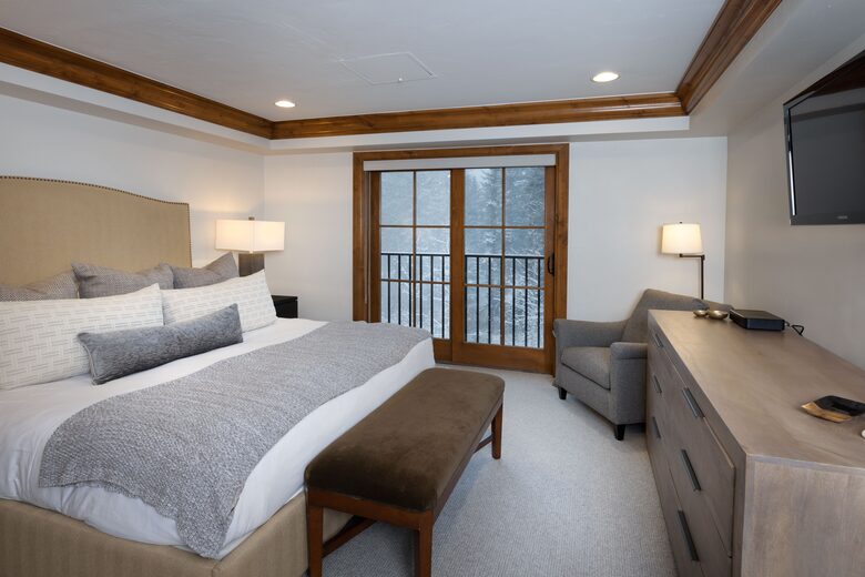 Eaton Suite at Gravity Haus Vail - Vail, Colorado