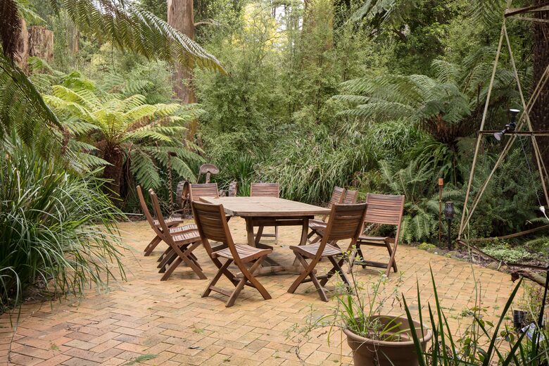 The Grand Lodge | Fernglen Forest Retreat - Mount Dandenong, Australia
