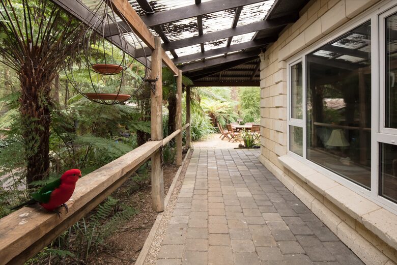 The Grand Lodge | Fernglen Forest Retreat - Mount Dandenong, Australia