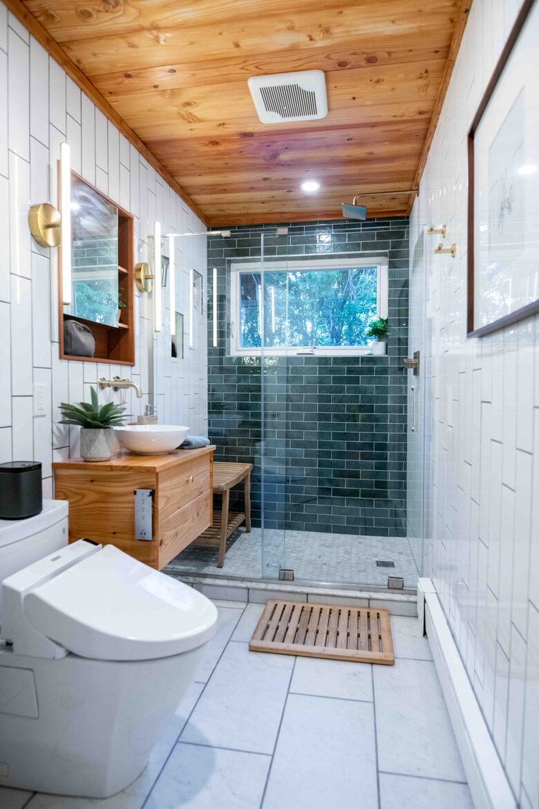 The Rabbit Hole | Luxury Cabin in heart of Stowe - Stowe, Vermont