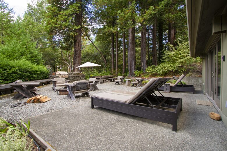 Wine Country Luxury in the Redwoods w/ Hot Tub and Fire Pit - Cazadero, California