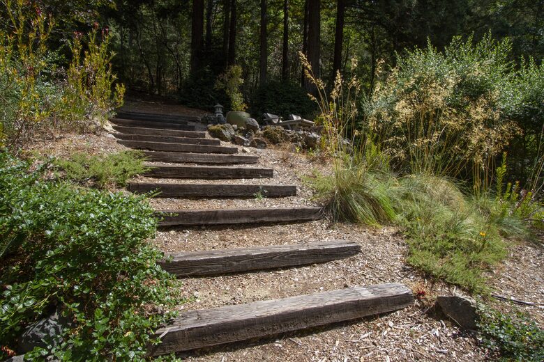 Wine Country Luxury in the Redwoods w/ Hot Tub and Fire Pit - Cazadero, California