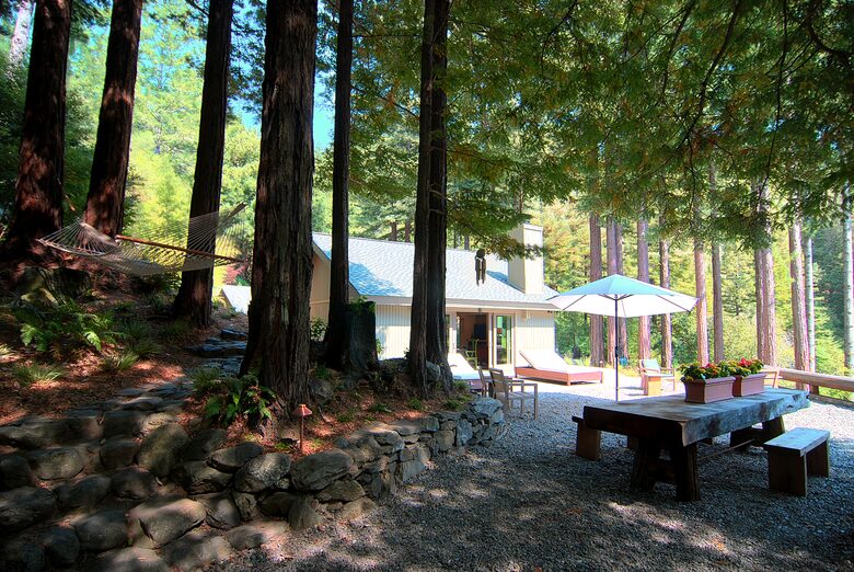Wine Country Luxury in the Redwoods w/ Hot Tub and Fire Pit - Cazadero, California