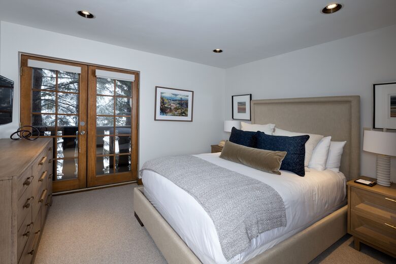 Three Bedroom Gravity Haus Vail - Vail, Colorado