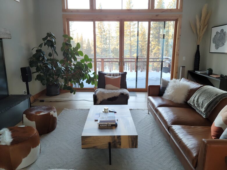 Modern Home in Gray's Crossing in Beautiful Truckee - Truckee, California