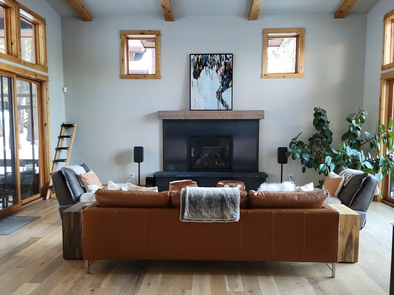 Modern Home in Gray's Crossing in Beautiful Truckee - Truckee, California